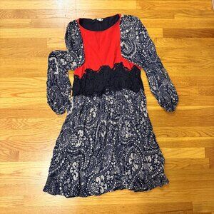 Chloe Floral Print Knee-Length Dress